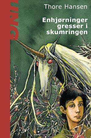 Enhjørninger gresser i skumringen