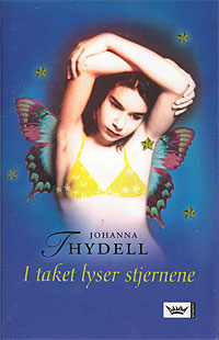 I taket lyser stjernene